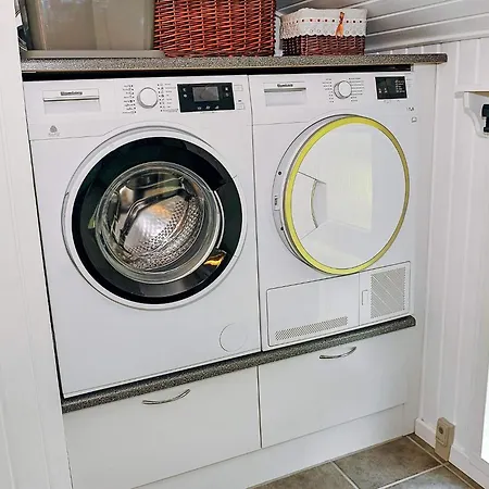 Modern Retreat By Fjord - By Traum Vakantiehuis